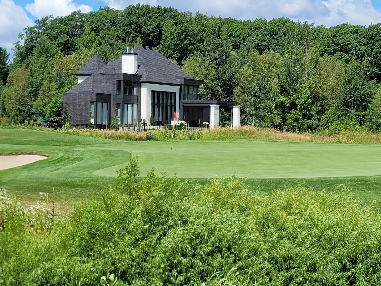 Photo of Golf Falcon