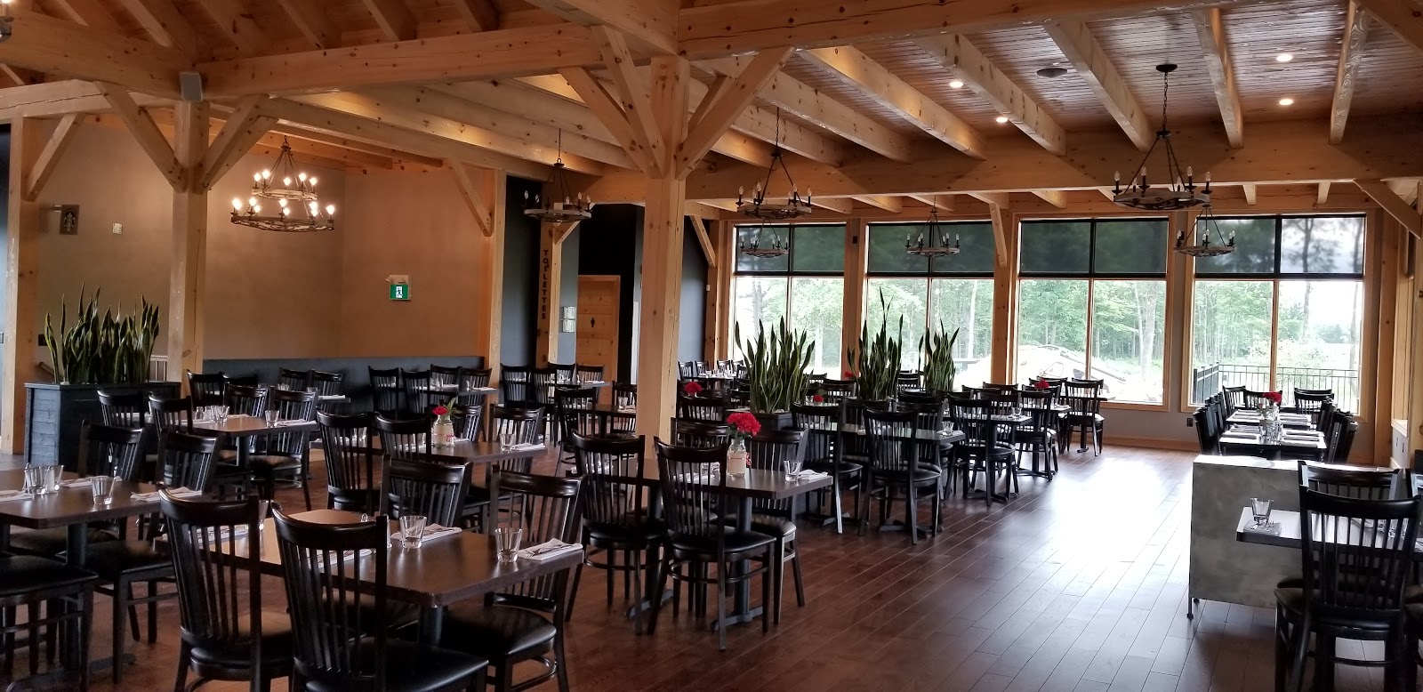 Photo of Mystic Pines Golf & Country Club
