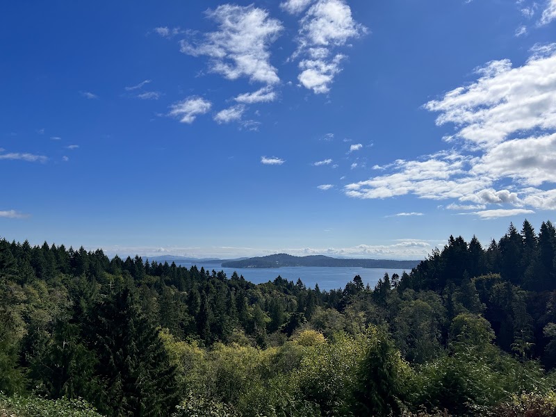 Photo of Arbutus Ridge Golf Club and Restaurant