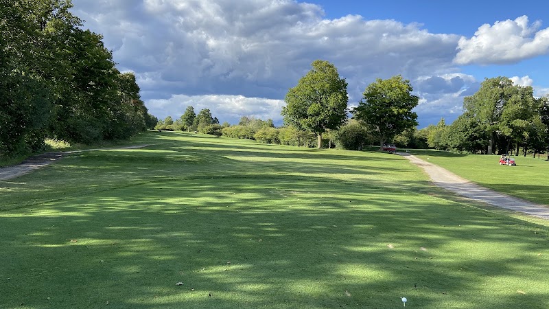 Photo of Oliver's Nest Golf Club