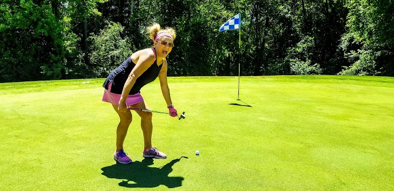 Photo of Pines of Georgina Golf Course