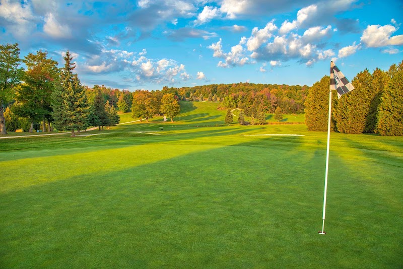 Photo of Duntroon Highlands Golf | Cafe | Trails | Retreat