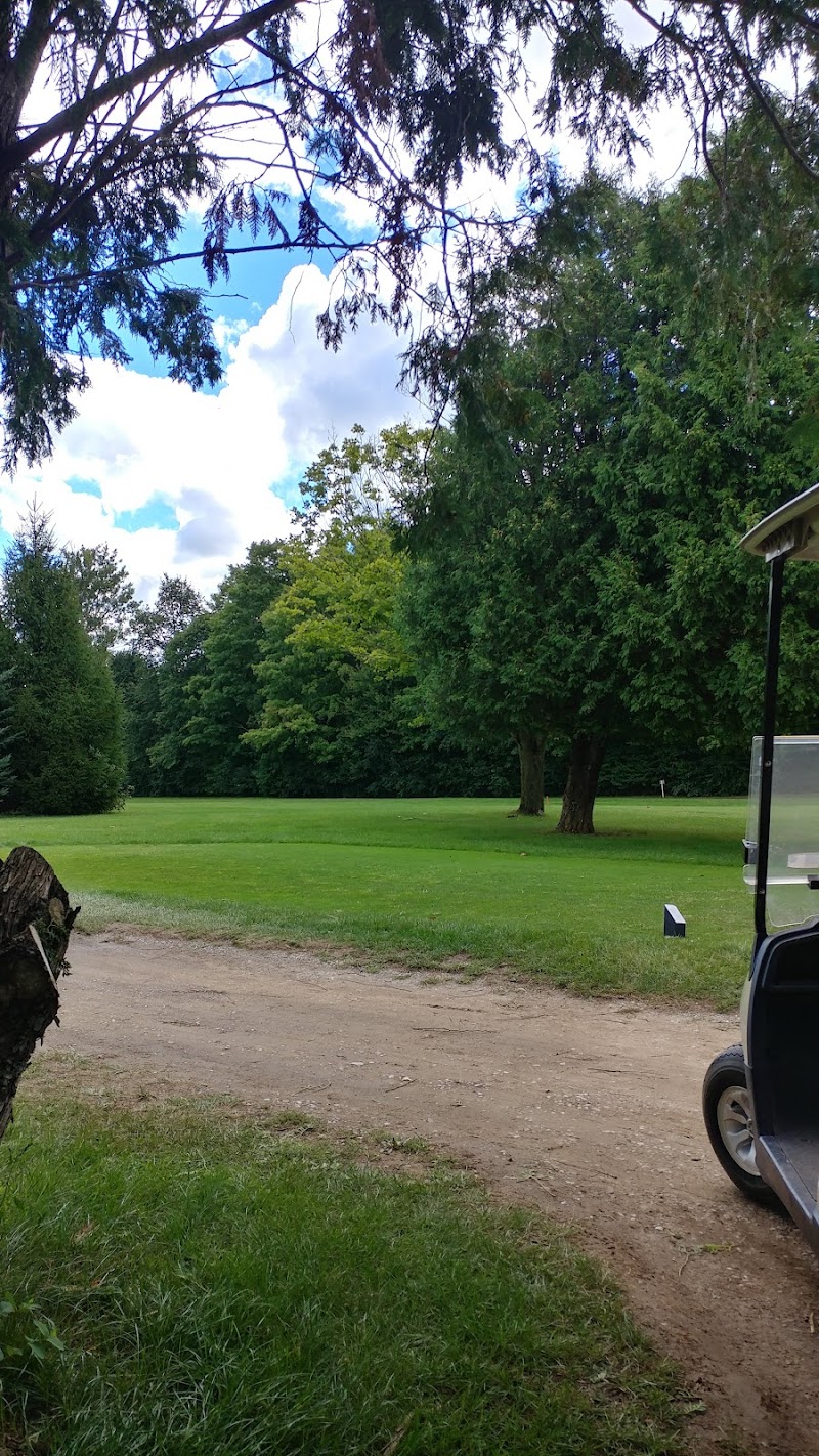 Photo of Llyndinshire Golf & Country Club.