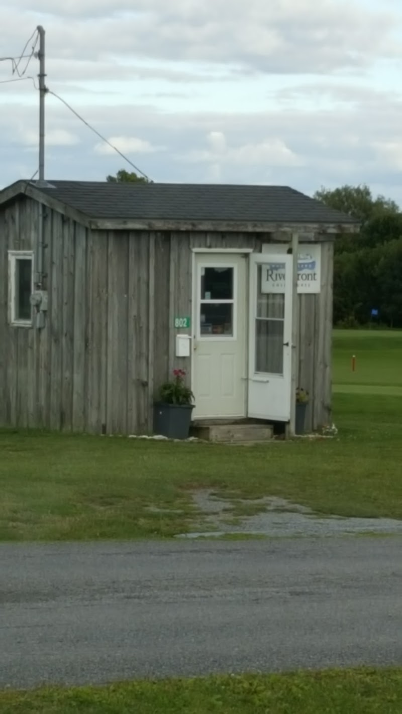 Photo of Wolfe Island Riverfront Golf Course