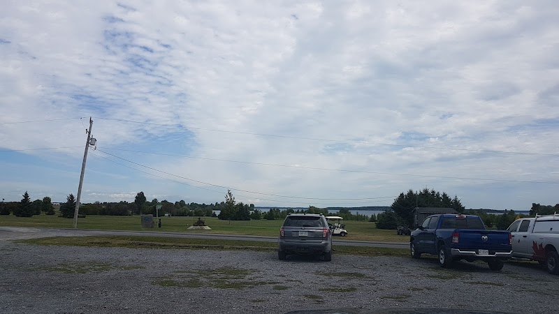 Photo of Wolfe Island Riverfront Golf Course