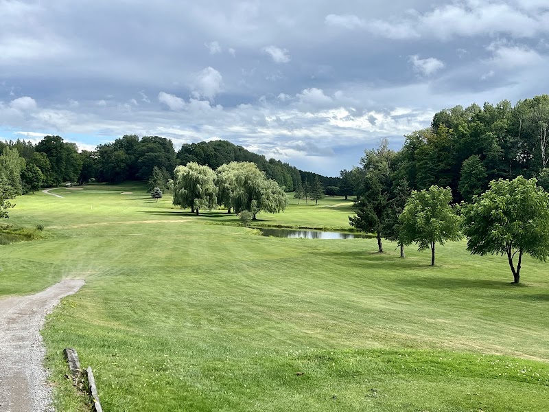 Photo of Oaks of Cobden Golf Club