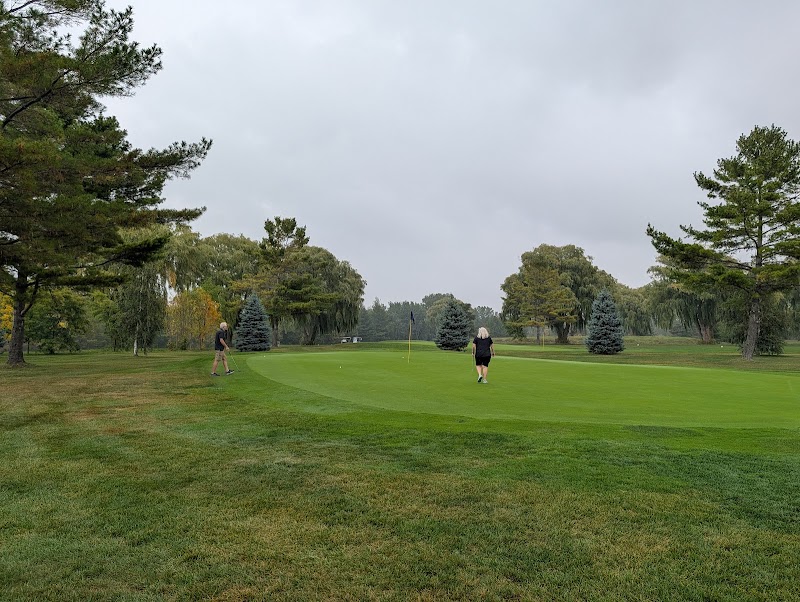 Photo of White Squirrel Golf Club and Restaurant