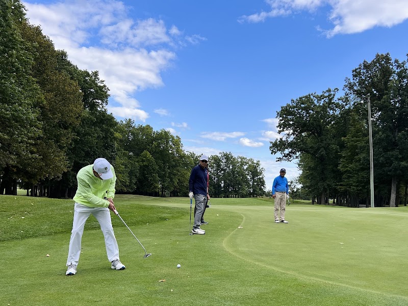 Photo of Seven Lakes Golf Course Ltd