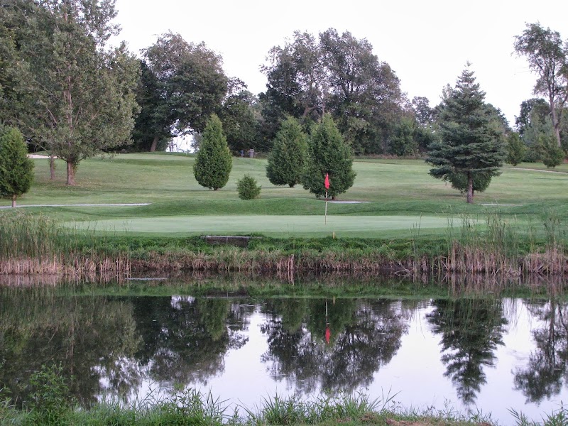 Photo of Oakland Greens Golf & Country Club Inc.