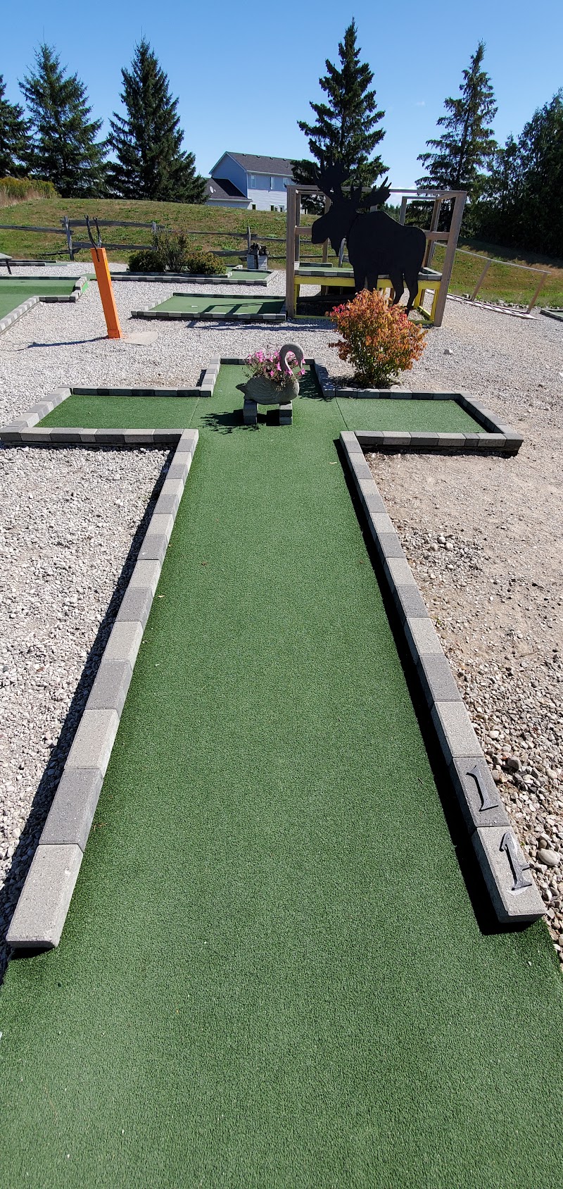 Photo of Lynbrook Family Golf Centre