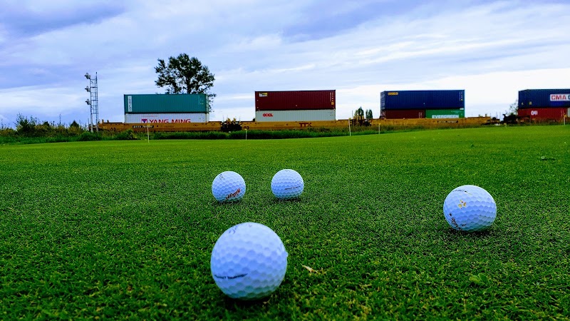 Photo of Birdies & Buckets Family Golf Centre