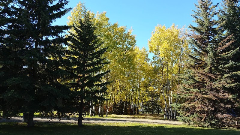 Photo of Bowden Hi-Way Golf Course
