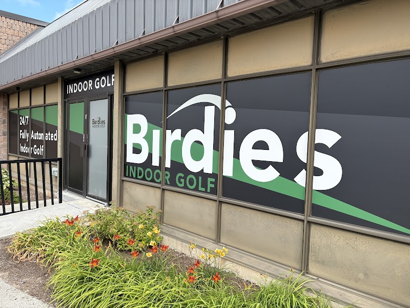 Photo of Birdies Indoor Golf - Oakville