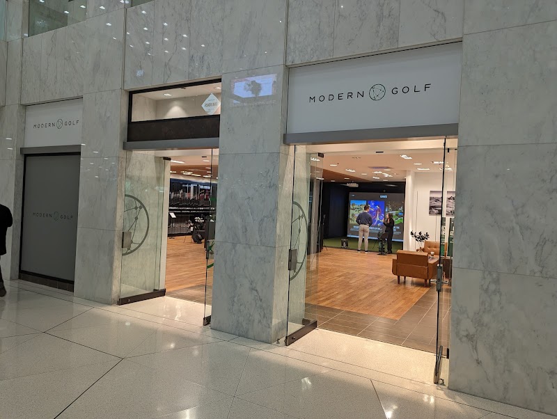 Photo of Modern Golf Downtown Toronto