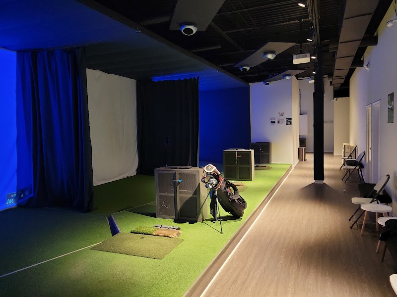 Photo of Clubhouse Indoor Golf - Markham