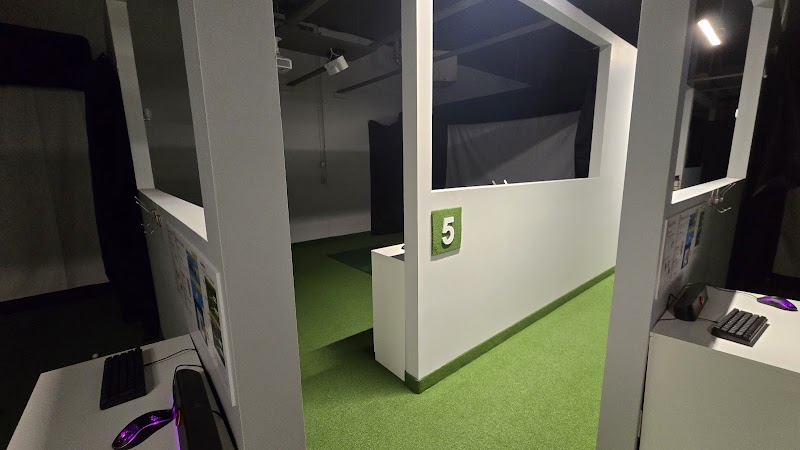 Photo of TARGET Indoor Golf - Guelph