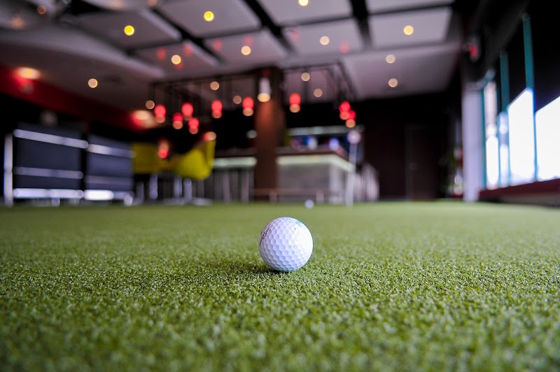Photo of The Golf Lounge - Golf Simulator Richmond Hill - Indoor Golf