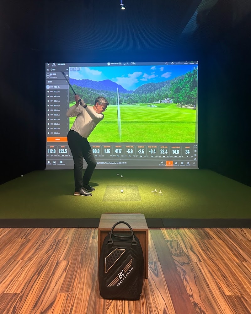 Photo of Ace Track Indoor Golf Center - Aurora