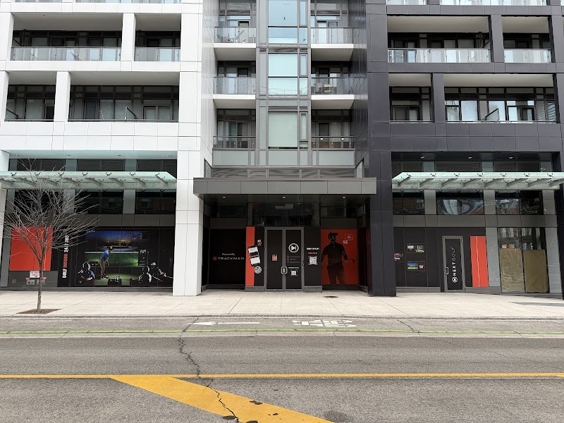 Next Golf - Front St E